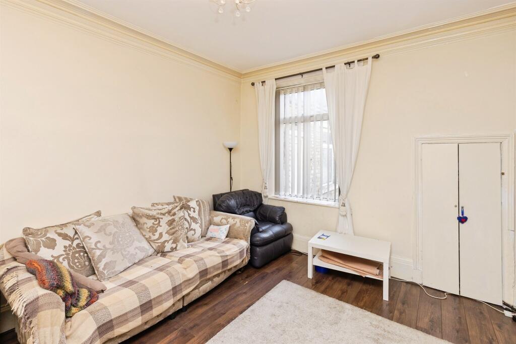 Additional image 3 of Summerseat Place, Bradford