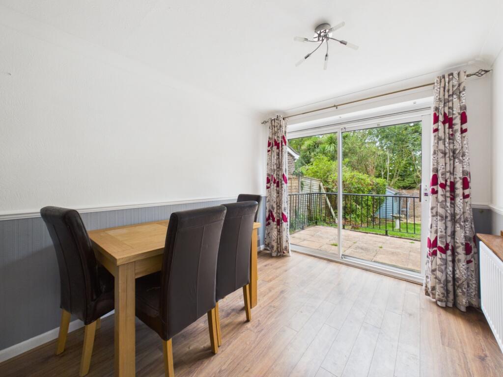House in Redhill - View 4