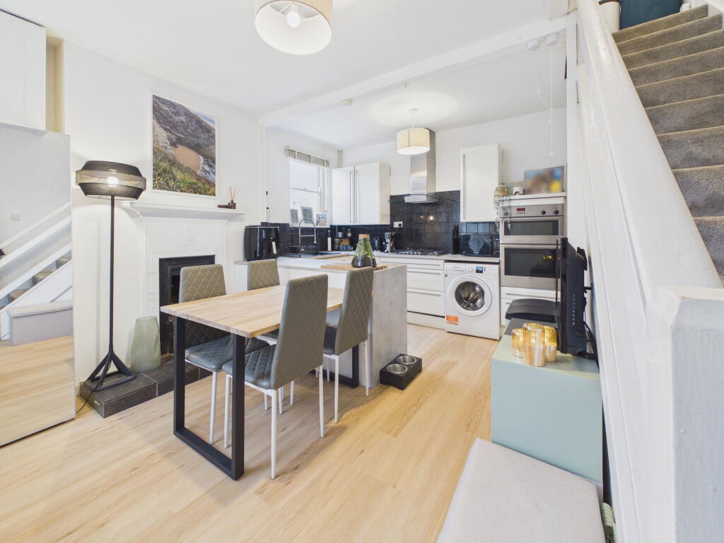 Main image of property: Railway Street, Braintree, CM7 3JS