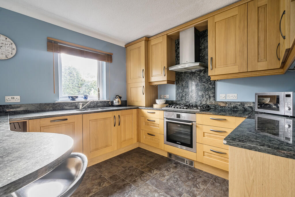 28 Chestnut Close, Holme, LA6 1RX photo 4