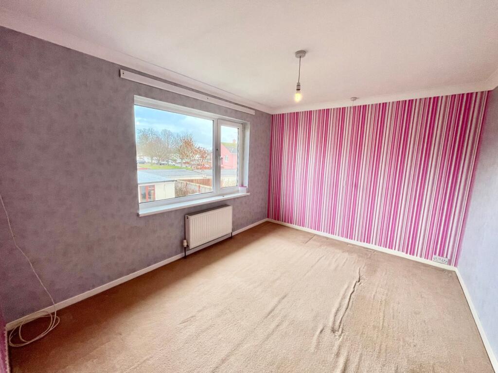Blackmoor Road, Taunton, TA2 photo 2
