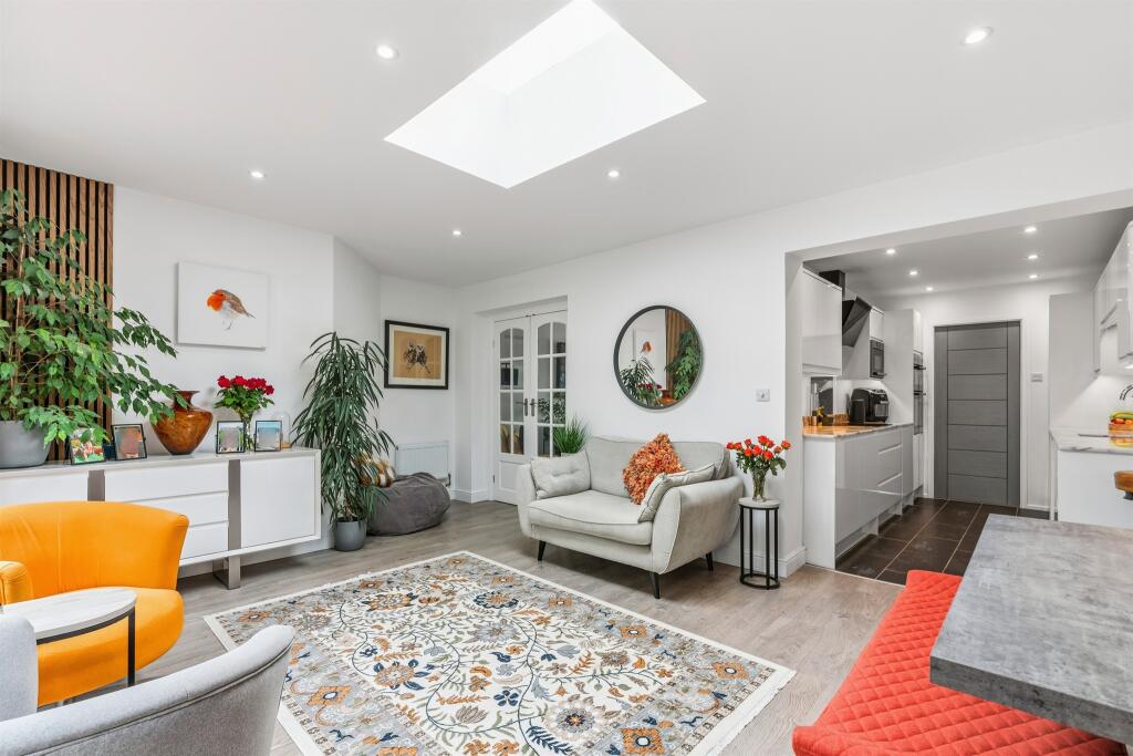 House in Peterborough - View 5