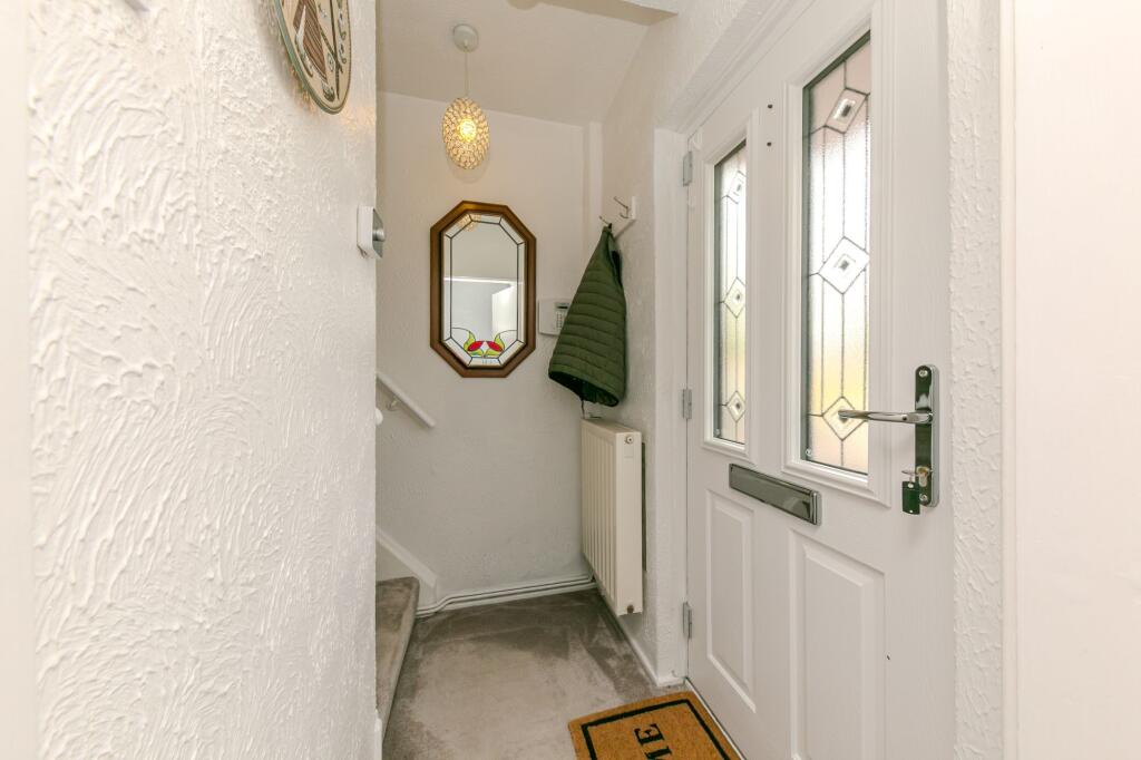 House in Stoke-on-Trent, Newstead - View 2
