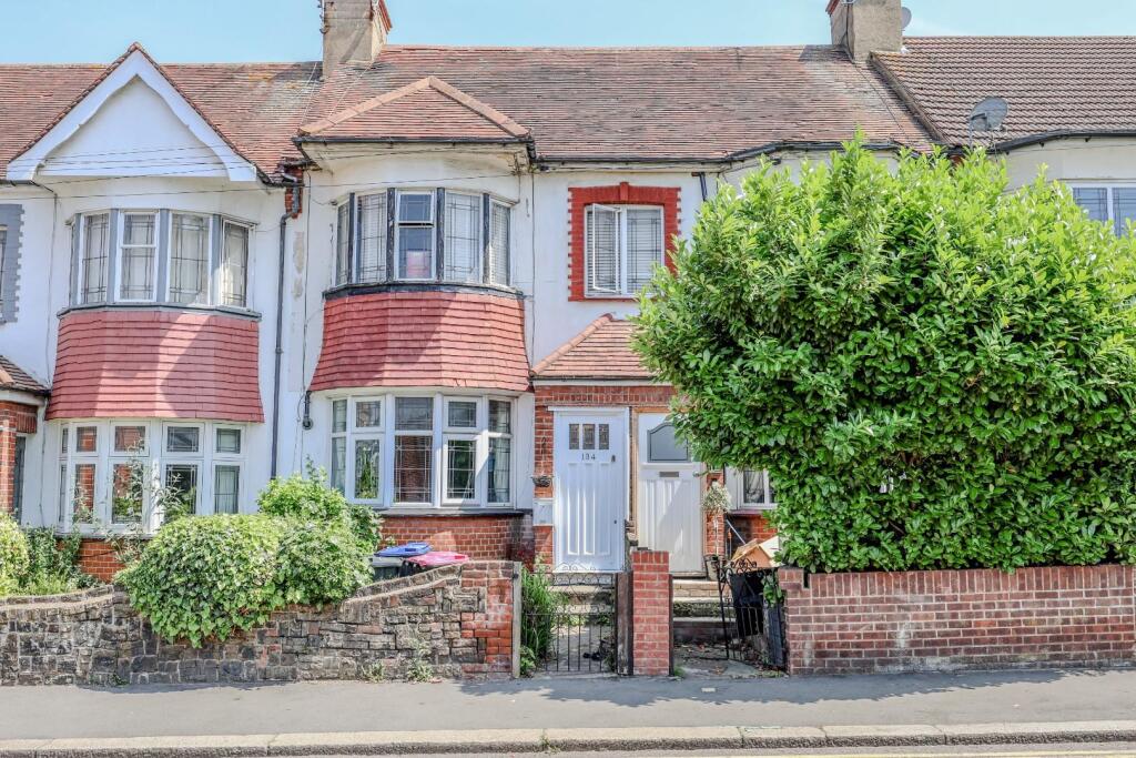Main image of property: Elm Road, Leigh-On-Sea