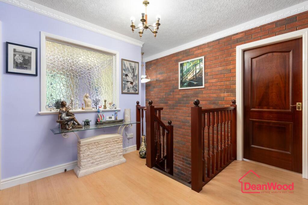 House in Union Mills, Middle - View 4