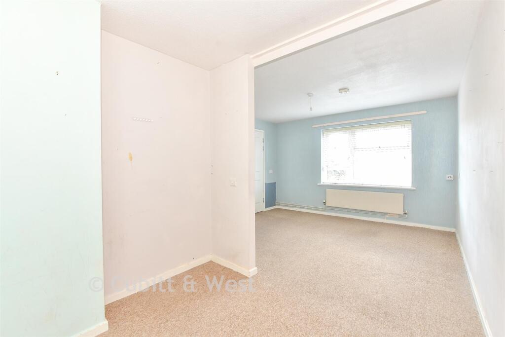Apartment in Portsmouth - More
