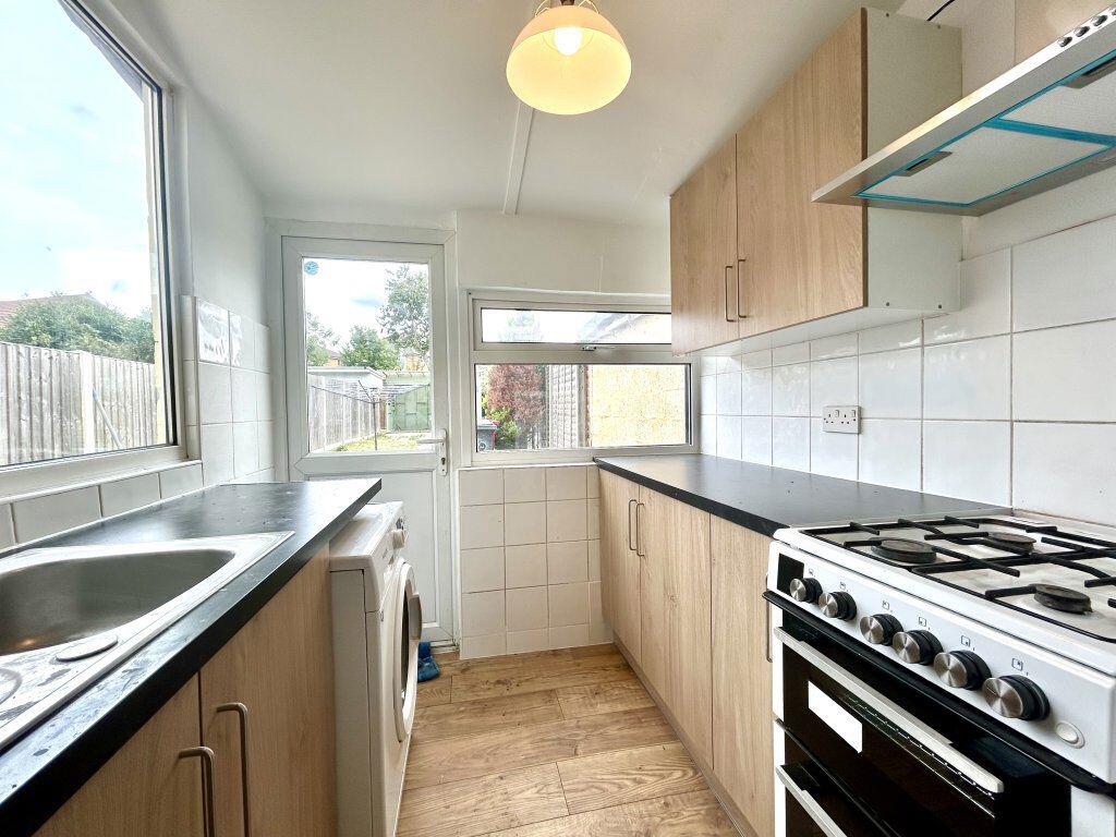 House in Slough - View 2