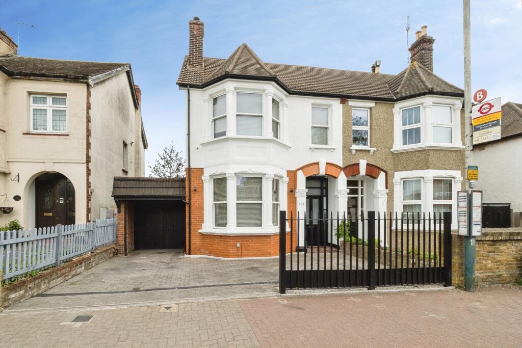 Main image of property: Upminster Road, Hornchurch, RM11