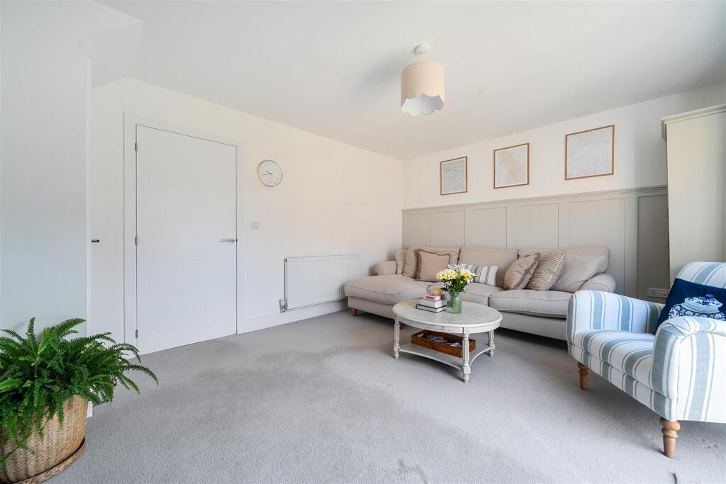 House in Finchampstead - View 3