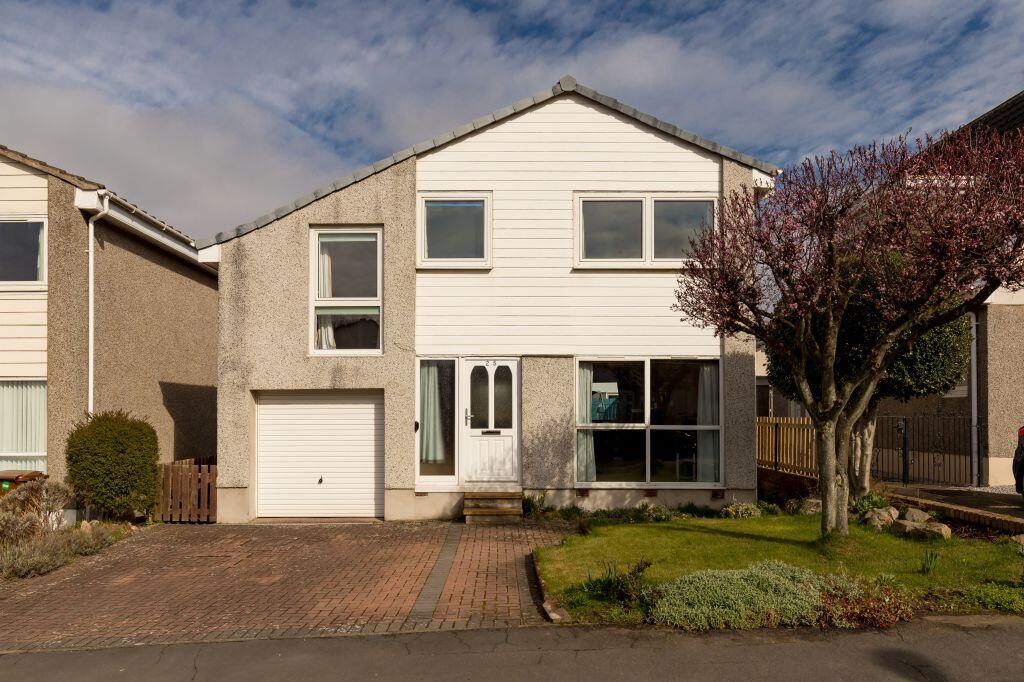 Main image of property: 25 Buckstone Loan, Edinburgh, EH10 6UD