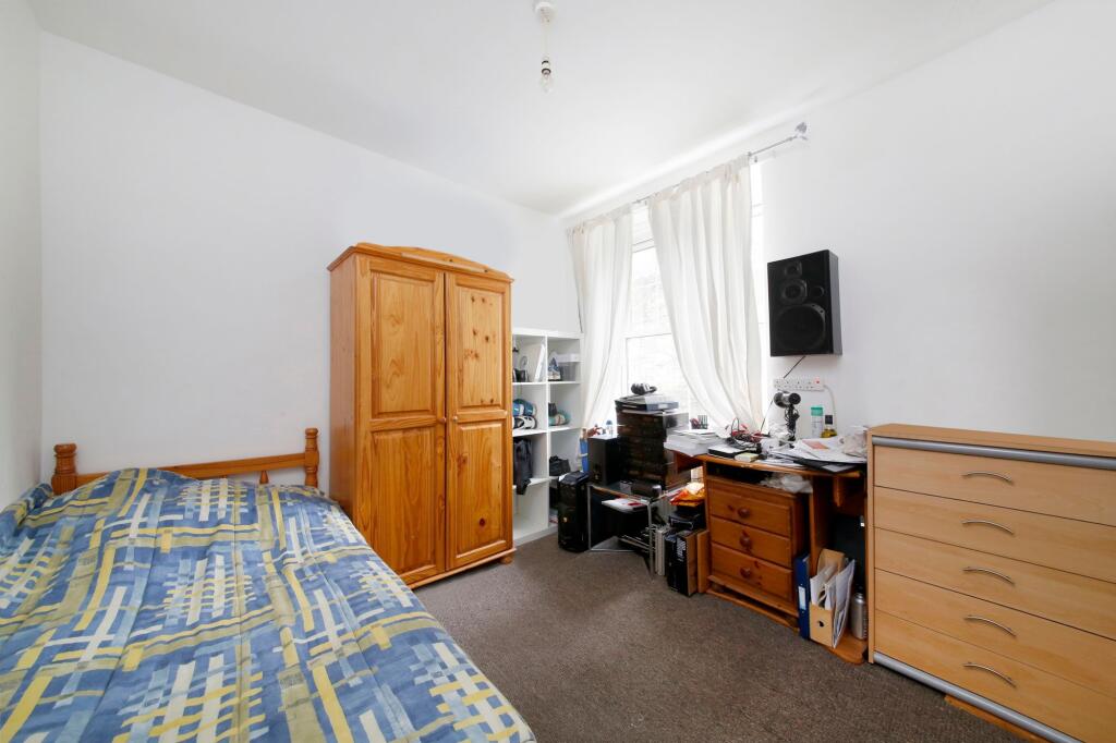 Apartment in London - View 2