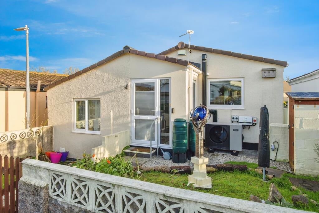 Main image of property: Mellanear Close, Hayle, Cornwall, TR27