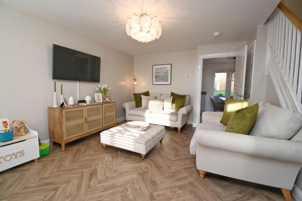 Dearne Hall Lane, Barugh Green, Barnsley, S75 1FX photo 5