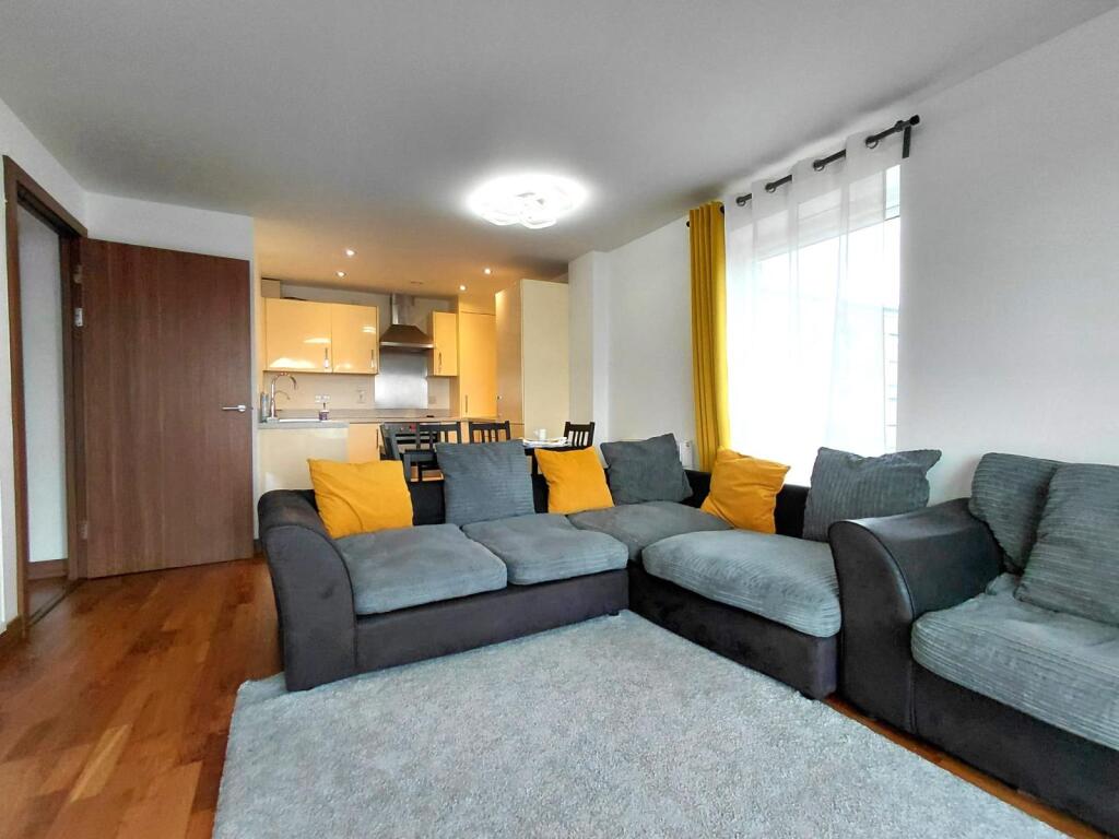Apartment in Harrow - View 3