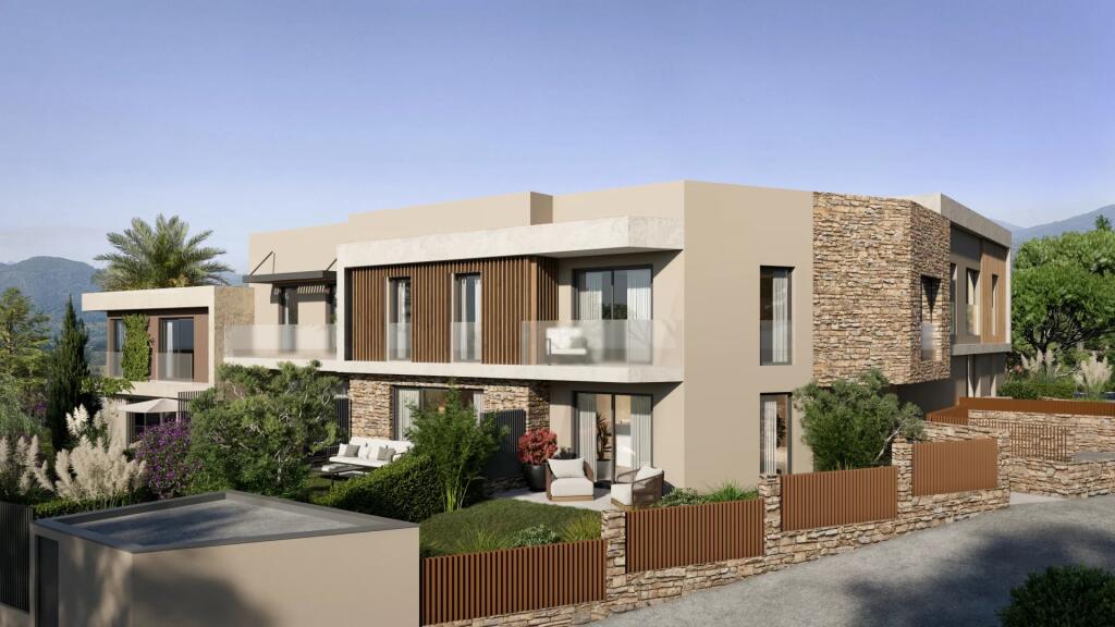 Main image of property: Provence-Alps-Cote d`Azur, Var, St-Raphaël