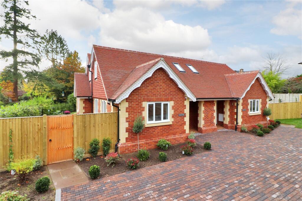 Main image of property: Bayhall Road, Tunbridge Wells, Kent, TN2 