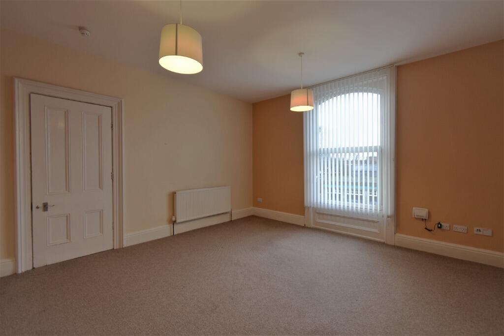 Apartment in Hull - View 3