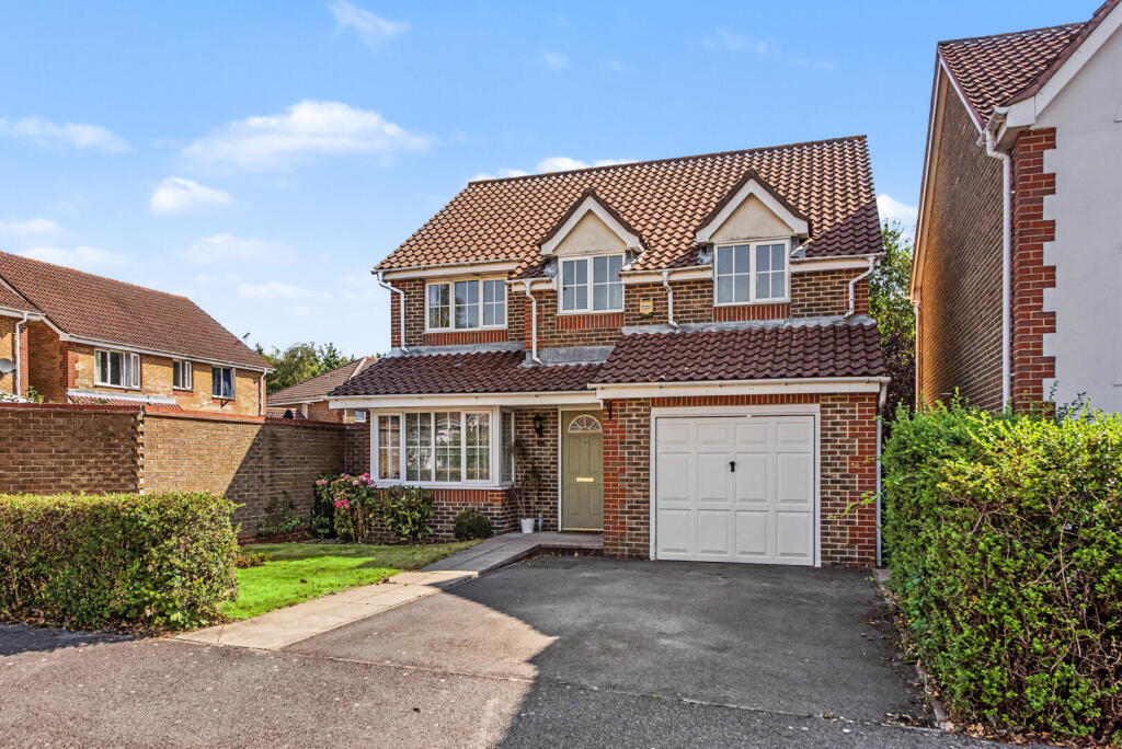 Main image of property: Badgers Copse, Park Gate, Southampton