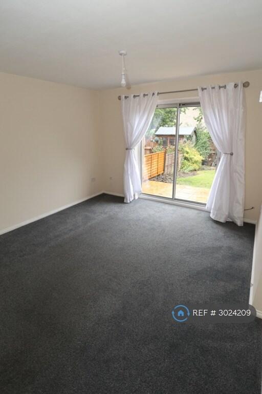 House in Peterborough - View 4