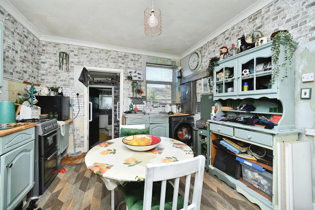 House in Brighton - More