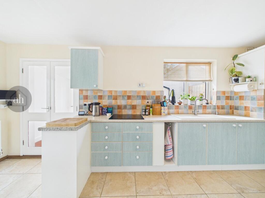 House in Mid Suffolk, Tostock - More