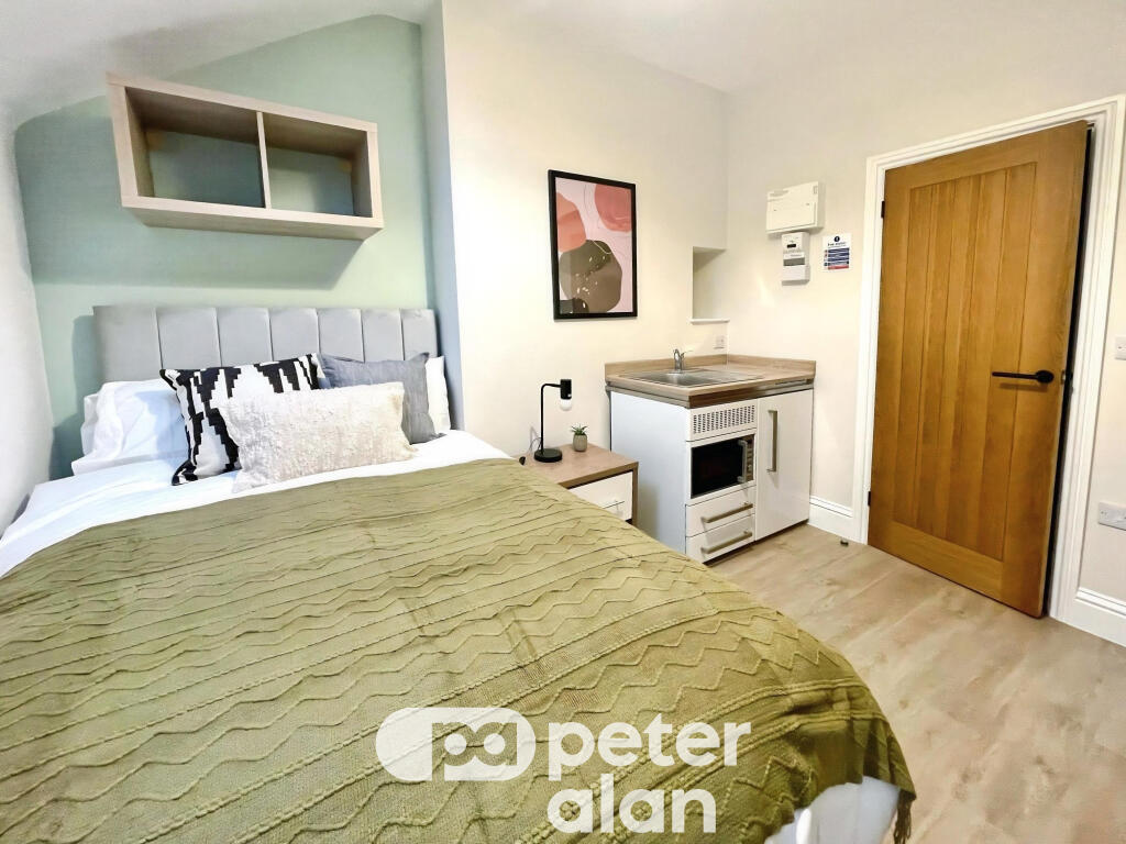 Main image of property: Fitzhamon Embankment