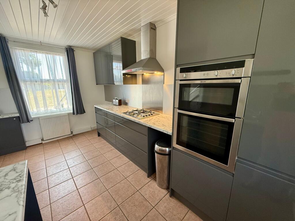 House in Canterbury - View 5