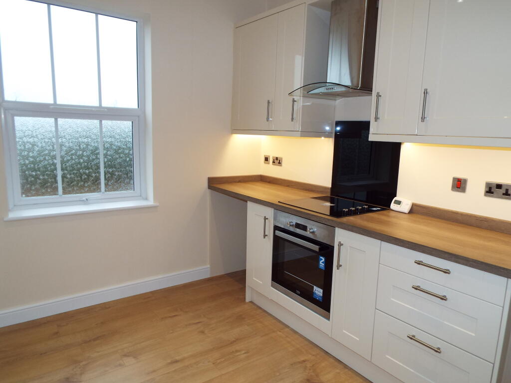 House in Studley - View 2