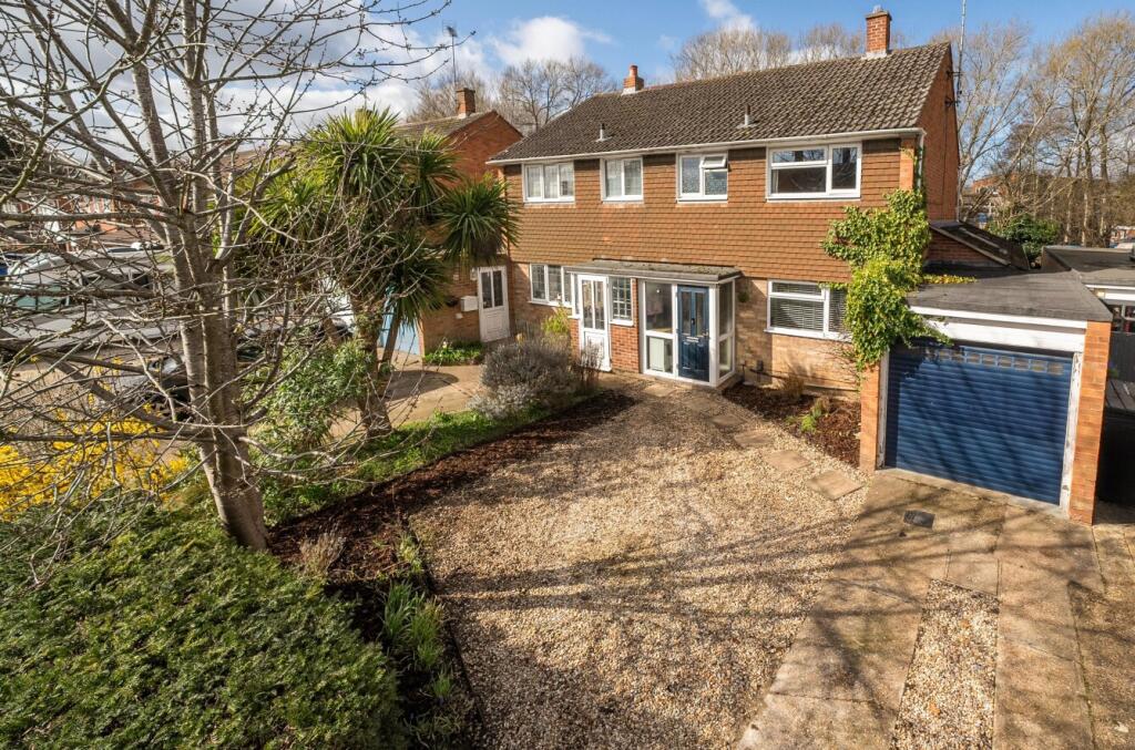Main image of property: Clifton Road, Wokingham, RG41