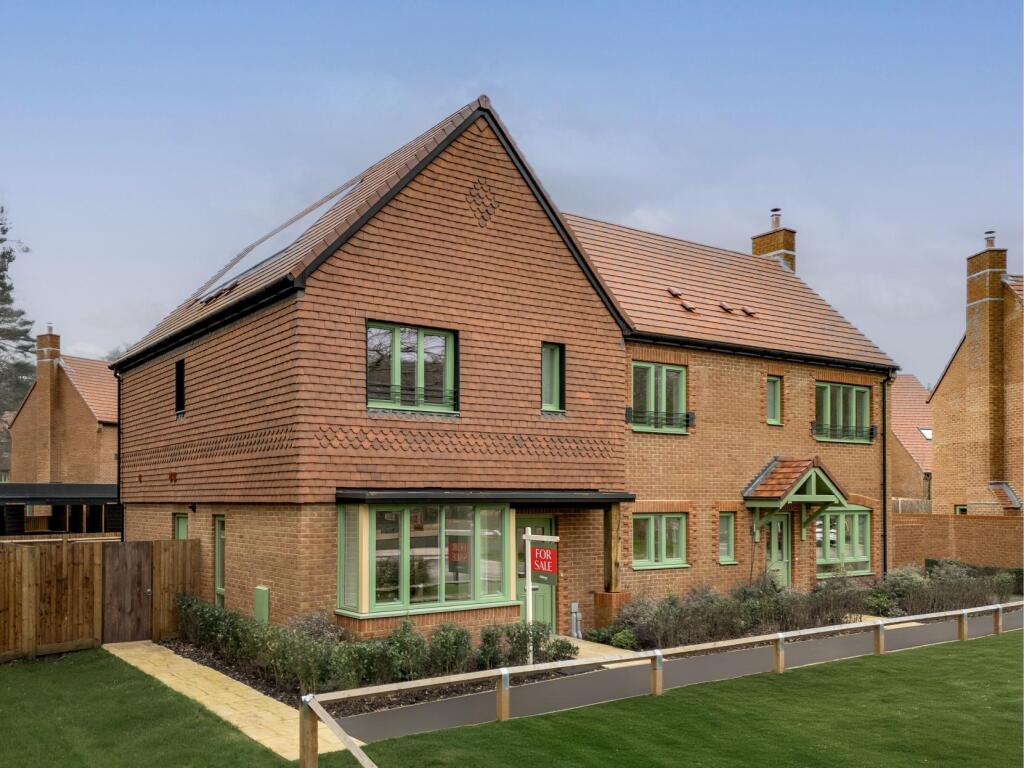 Main image of property: Bepton Road,
Midhurst,
GU29 9QX
