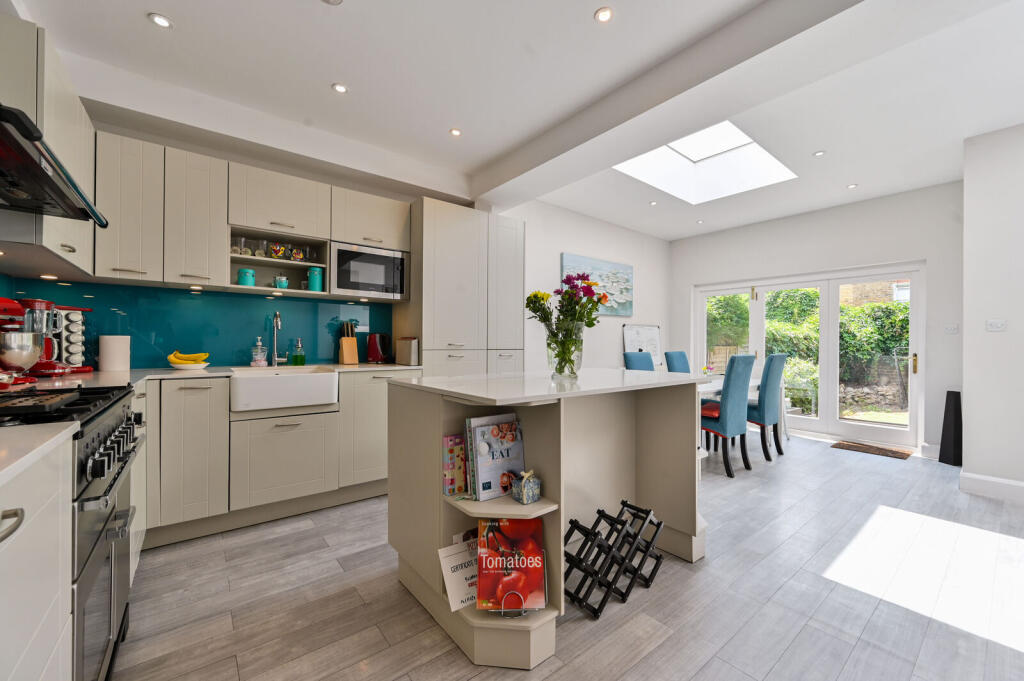 House in London - More
