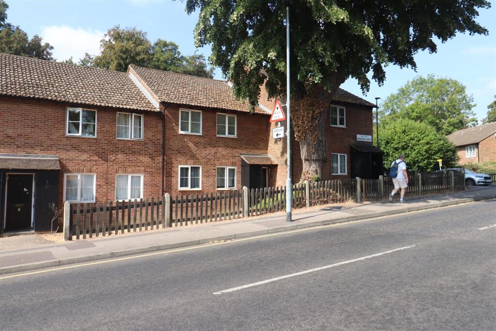 Main image of property: Badgers Copse, Orpington