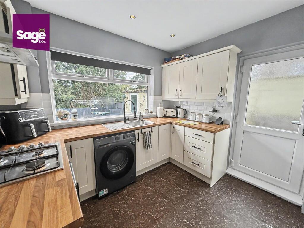 House in Risca - View 3