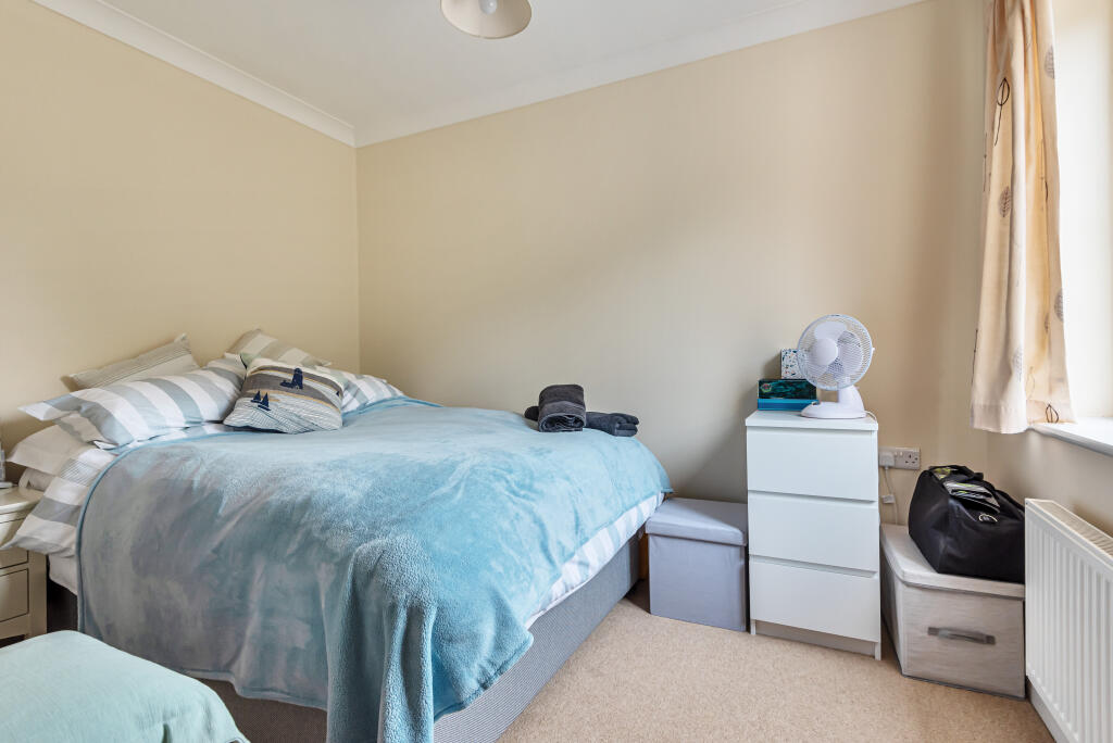 Apartment in Southampton - View 5
