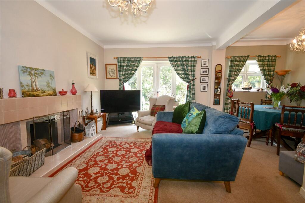 Stanley Avenue, Higher Bebington, Wirral photo 4