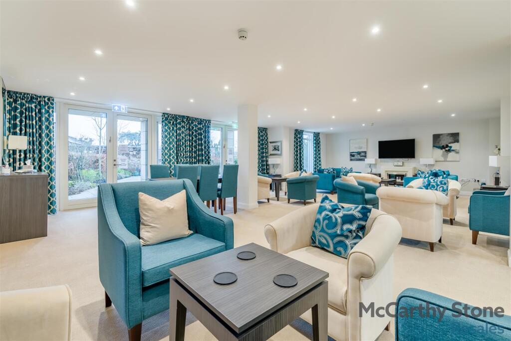 Apartment in Cotswold, Chesterton, Cirencester - View 3