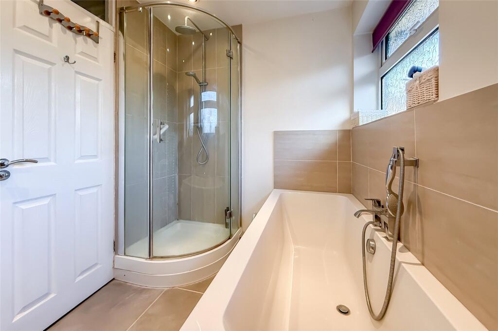 Additional image 11 of Tiverton Court, Harpenden, Hertfordshire, AL5