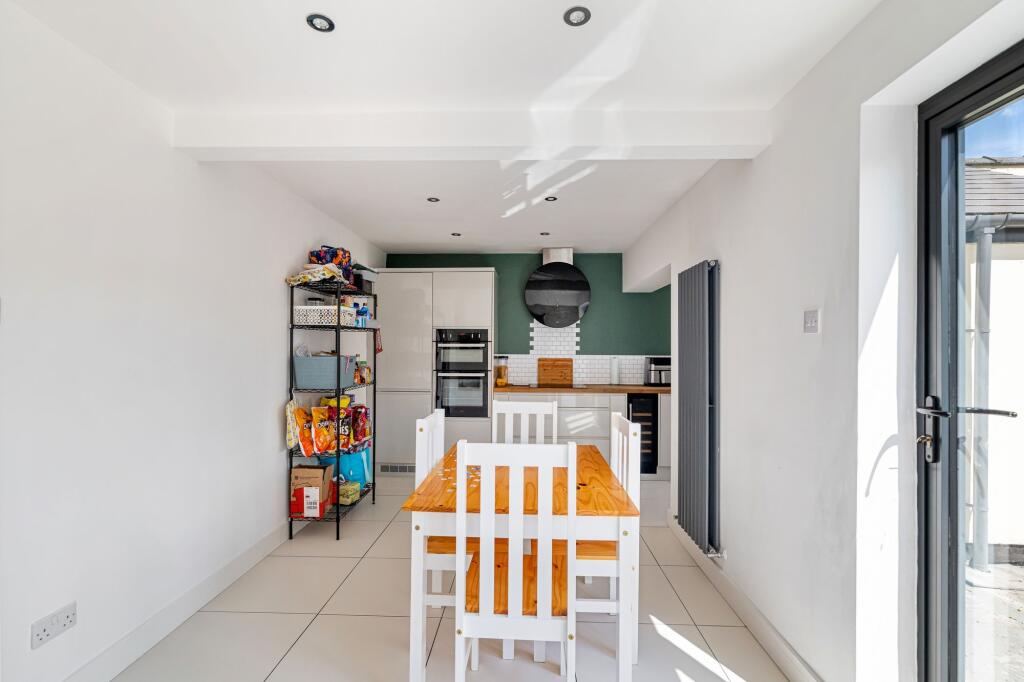 House in North Kesteven, North Hykeham - View 5