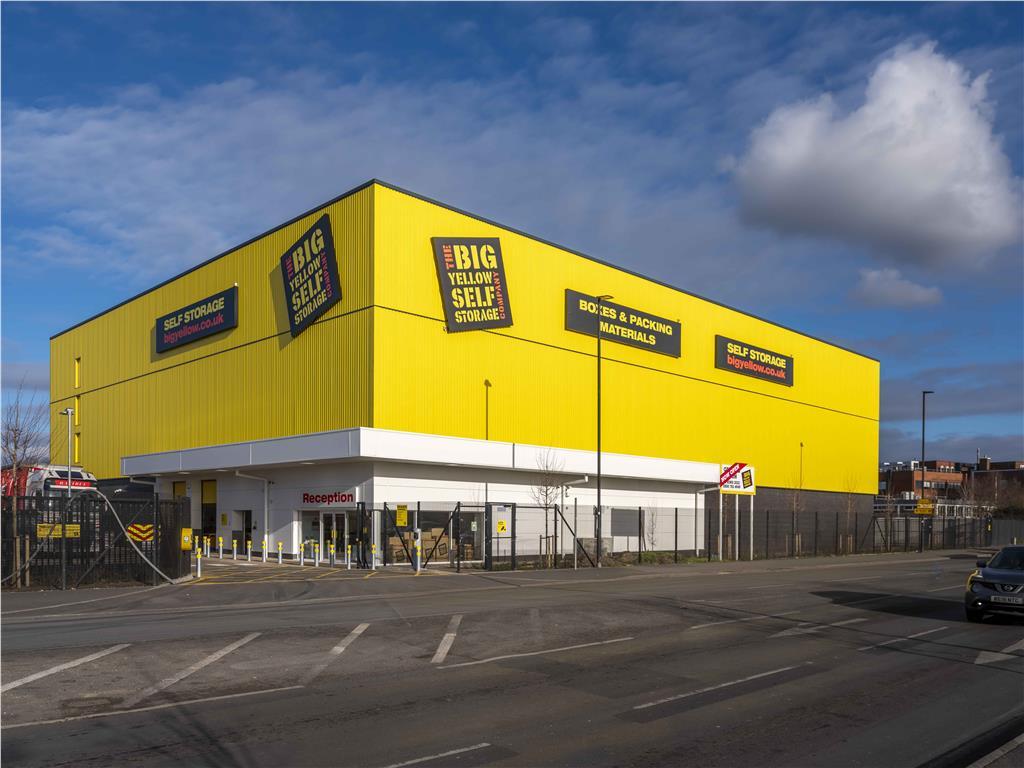 Main image of property: Big Yellow Hayes, Canal Yard, 8A Hayes Road, Southall, Greater London, UB2 5NA