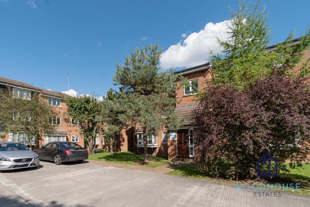 Main image of property: Silver Birch Close, London, N11