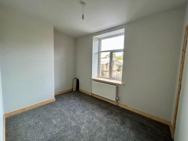 Green Lane, Padiham, Burnley, BB12 photo 5