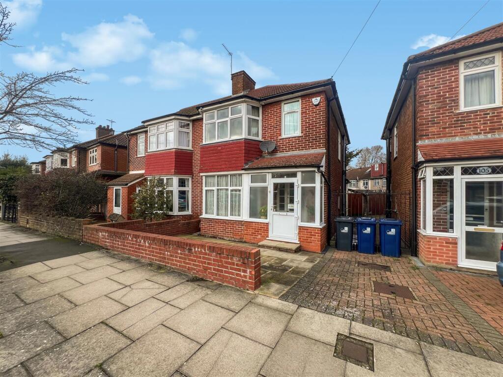 Main image of property: Ashness Gardens, Greenford