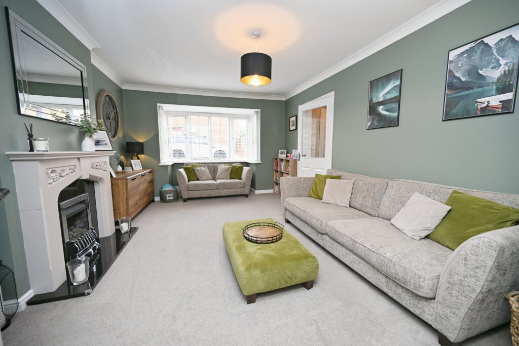 House in Barnsley, Smithies, Athersley - View 3