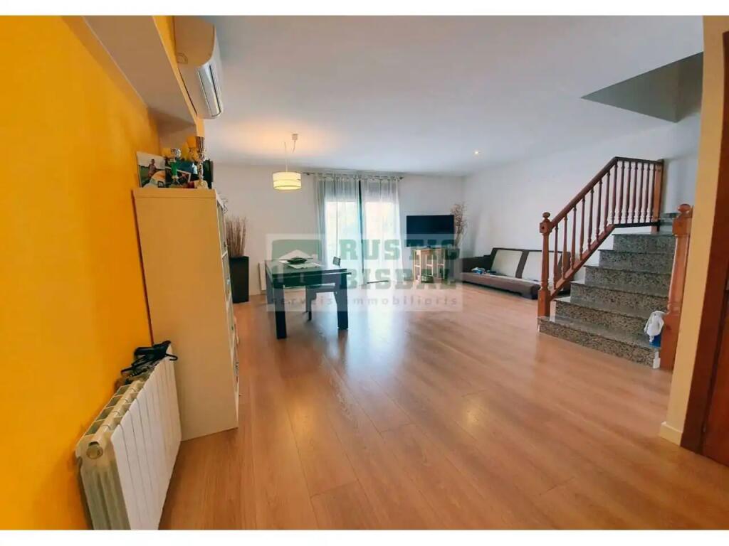 Main image of property: Catalonia, Girona, La Bisbal d`EmpordÃ