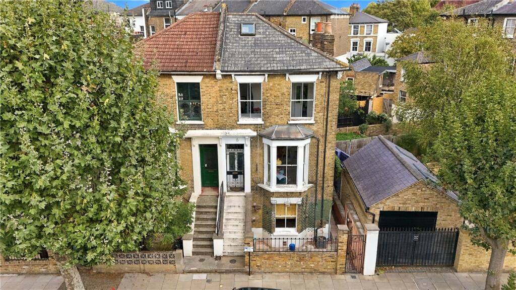 Main image of property: Speldhurst Road, London, E9