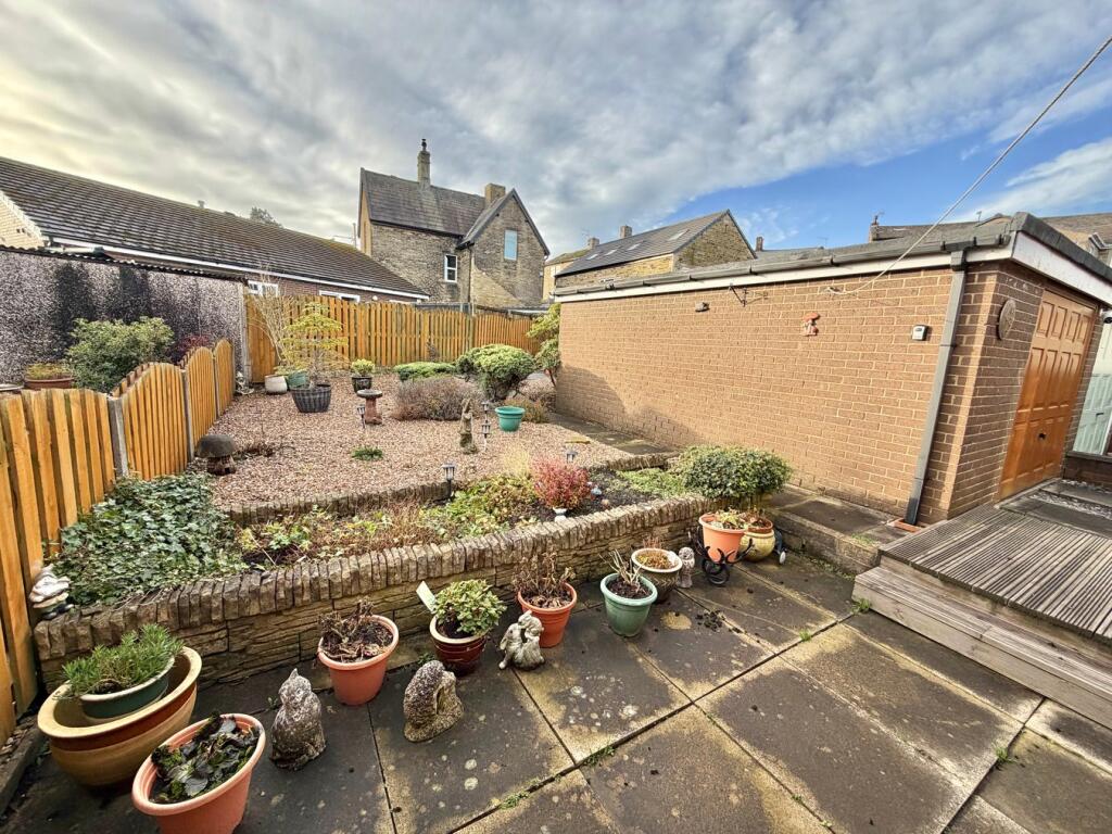 Additional image 9 of Lodge Gate Close, Denholme, Bradford, BD13