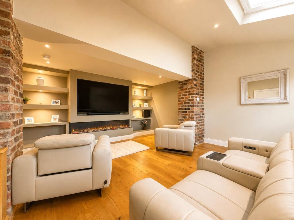 House in Leeds, Whitkirk - View 5