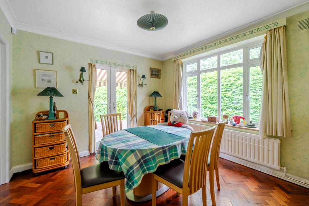 House in Mole Valley, Mickleham - More