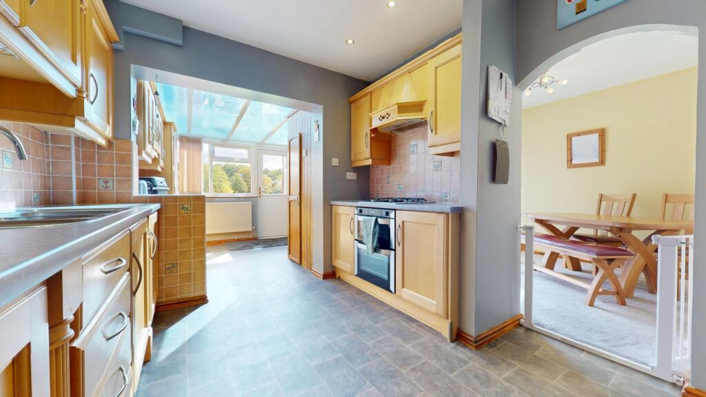 Park Close, St. Georges, Telford, Shropshire, TF2 9LY photo 3