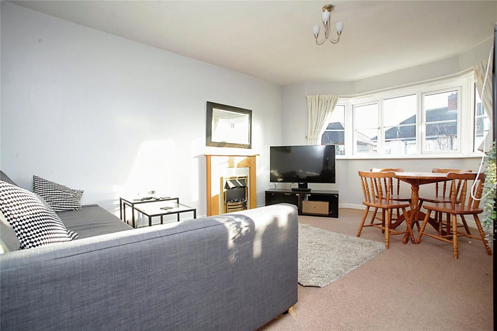 Queens Road, Nuneaton, Warwickshire, CV11 photo 4
